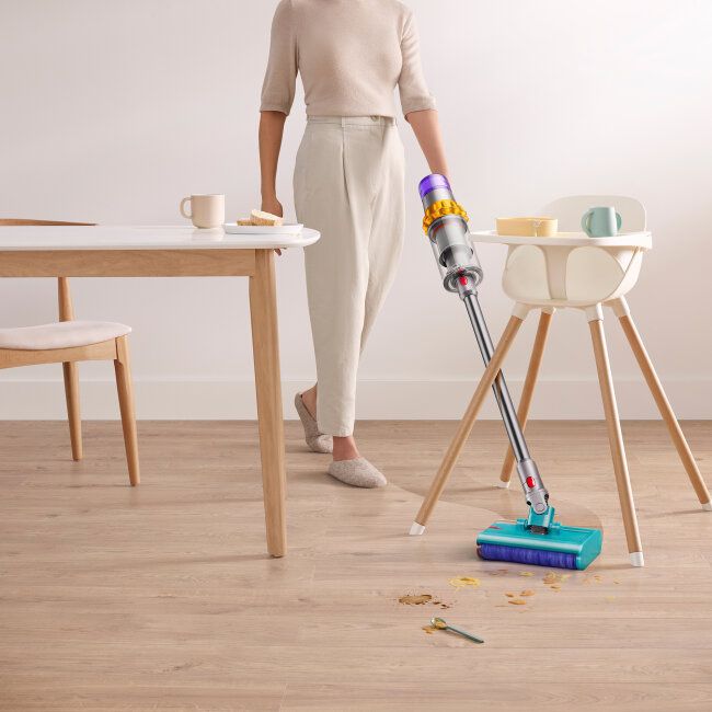 Dyson stick vacuum cleaner V15s Detect Submarine picture 4