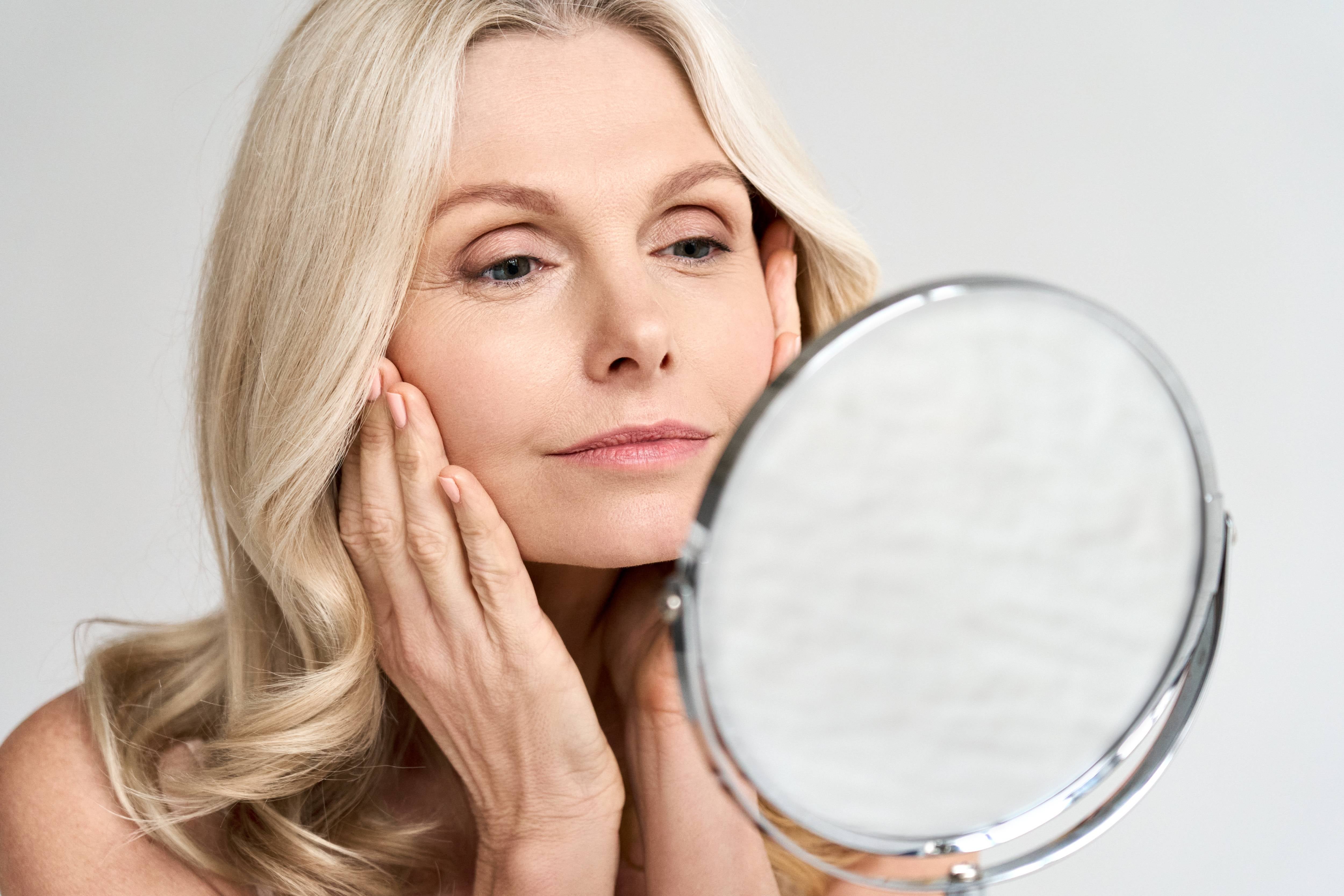 Discover the mirrors that are transforming beauty routines